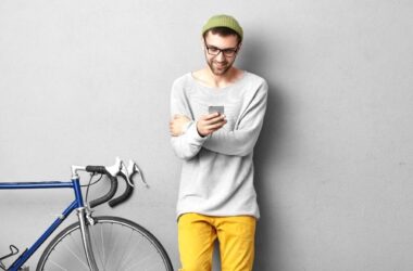 5 Ways to Use Your Smartphone to Improve Your Business and Life